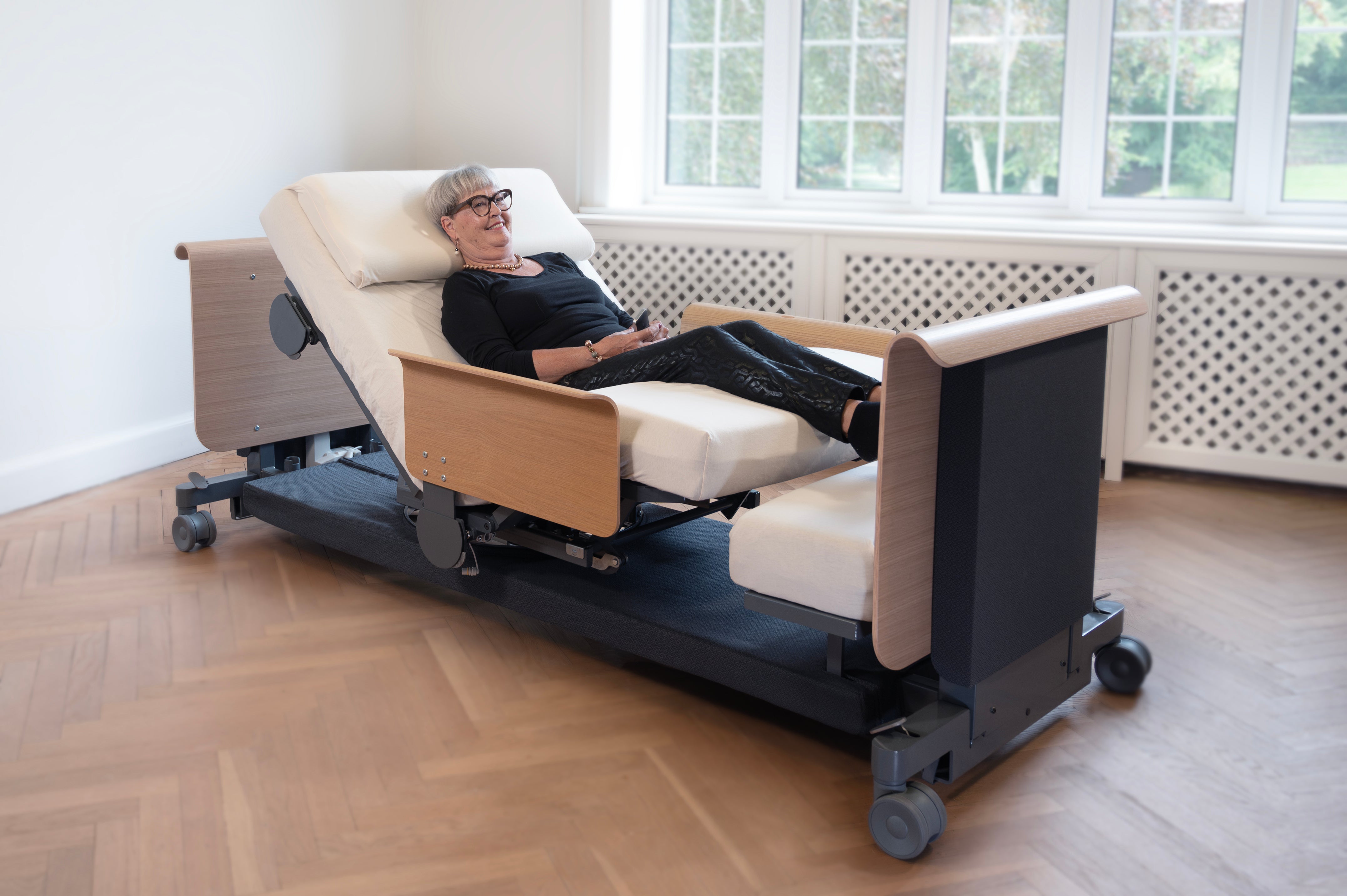Rotating ChairBed Oak | Life Changing Beds